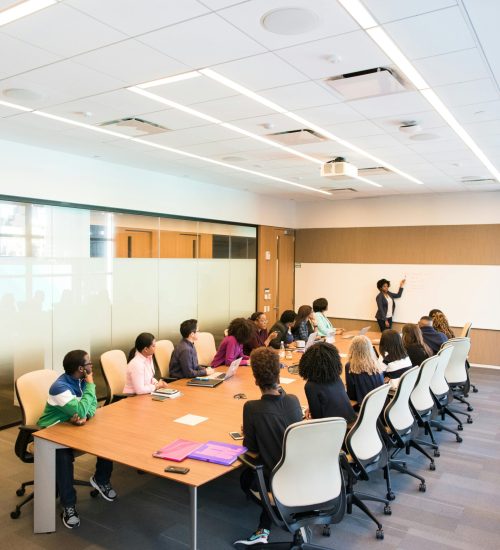 pexels-divinetechygirl-1181395